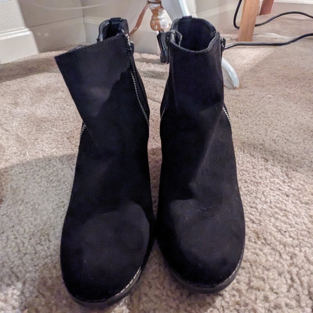 Madden Girl Wedges